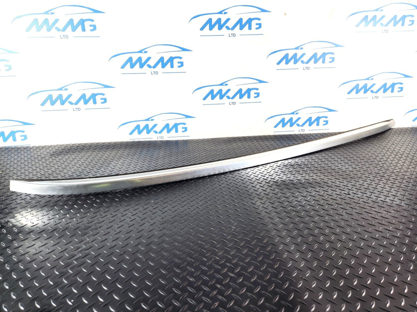 16-22 MERCEDES BENZ X253 GENUINE RIGHT O/S ROOF RAIL RACK A2538900493