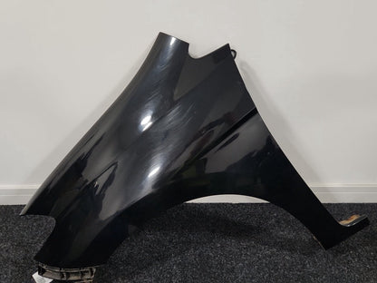 Honda FR-V MK1 (BE57) Front Left N/S Passenger Wing Fender Panel in Black