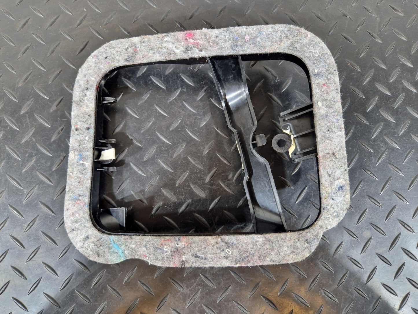 BMW Unknown Part Type 6442701
