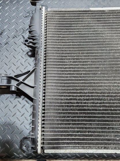 Volvo S60 2.4L Diesel 120kw D5244T Genuine Air Conditioning Rad Radiator