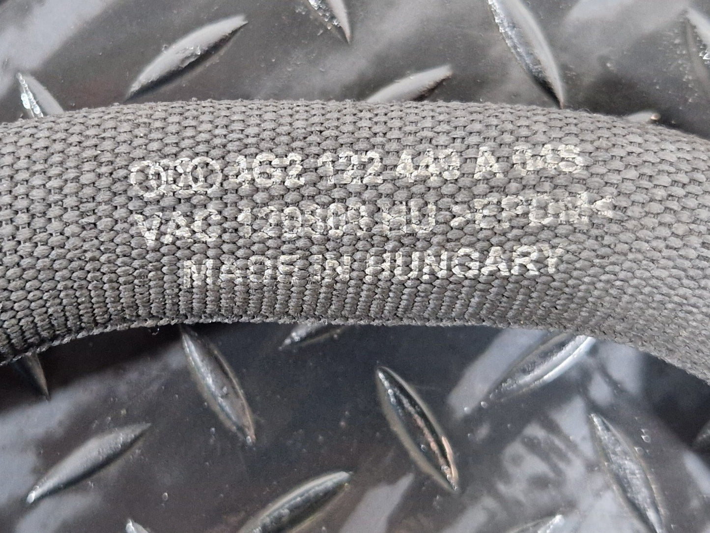 10-18 AUDI A7 4G S-LINE GENUINE ENGINE COOLANT PIPE/HOSE 4G2122449A