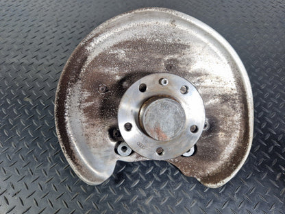 16-19 AUDI A4 B9 N/S/R REAR LEFT SIDE WHEEL HUB & BEARING 8W0615611