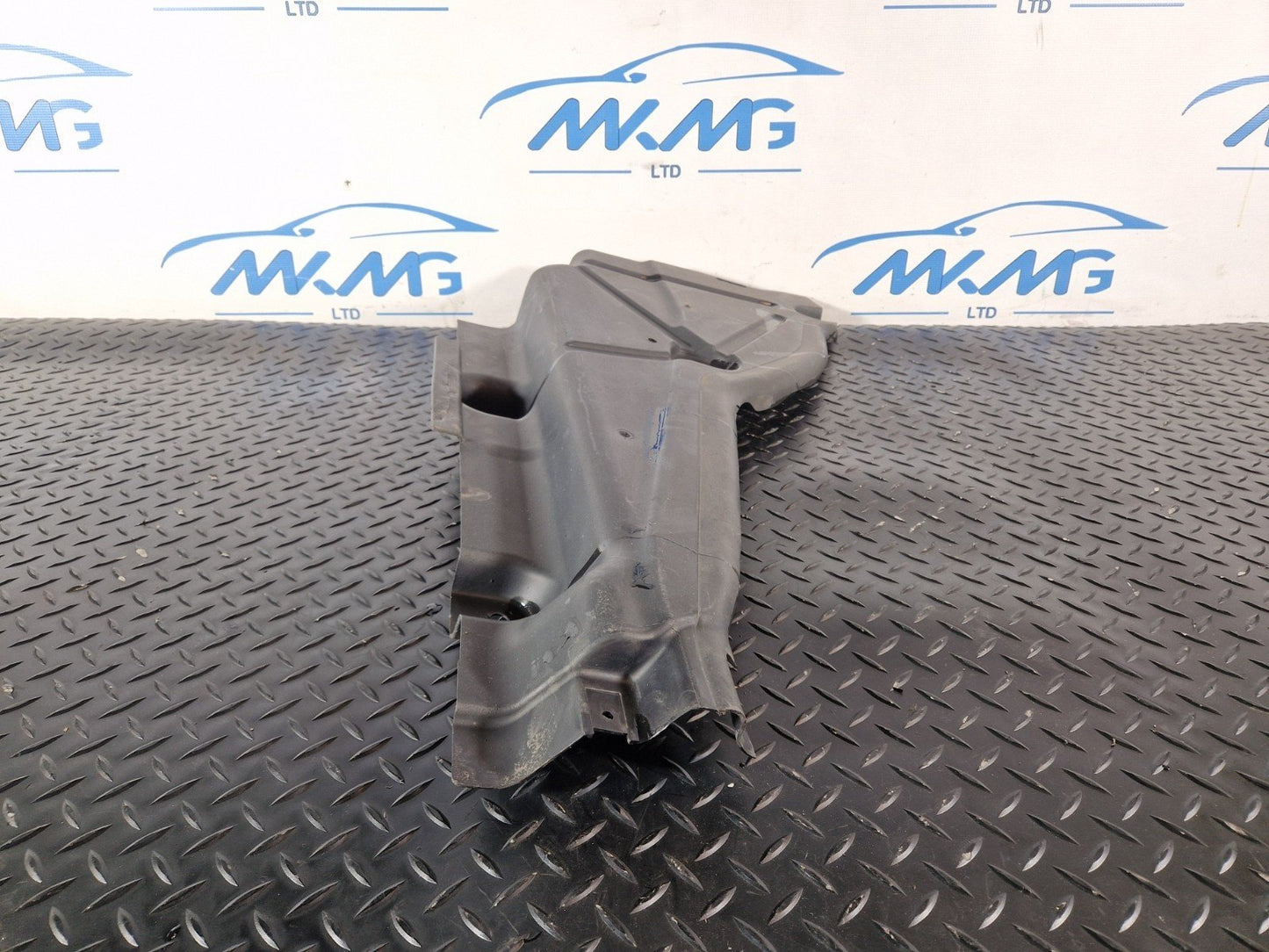 Mercedes-Benz Unknown Part Type A1666807501