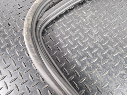 19-ON RANGE ROVER EVOQUE L551 REAR RIGHT SIDE O/S DOOR RUBBER SEAL K8D2253A10AC