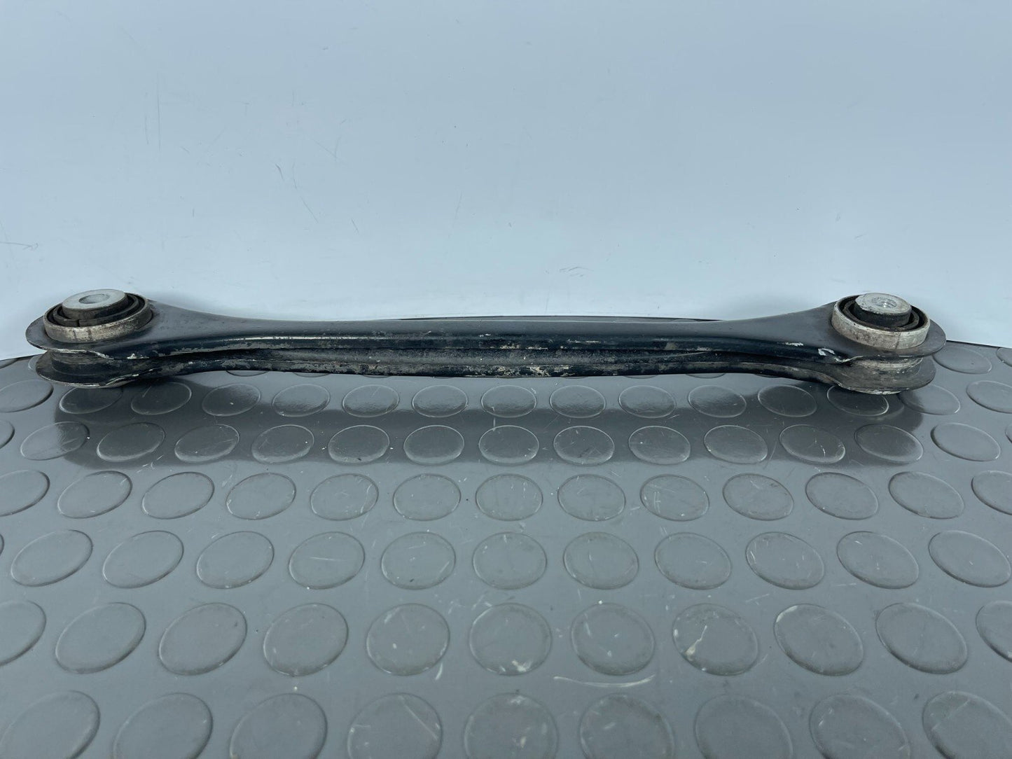 16-19 AUDI A4 B9 ESTATE GENUINE REAR RIGHT OR LEFT SIDE CONTROL ARM 4M0505425D