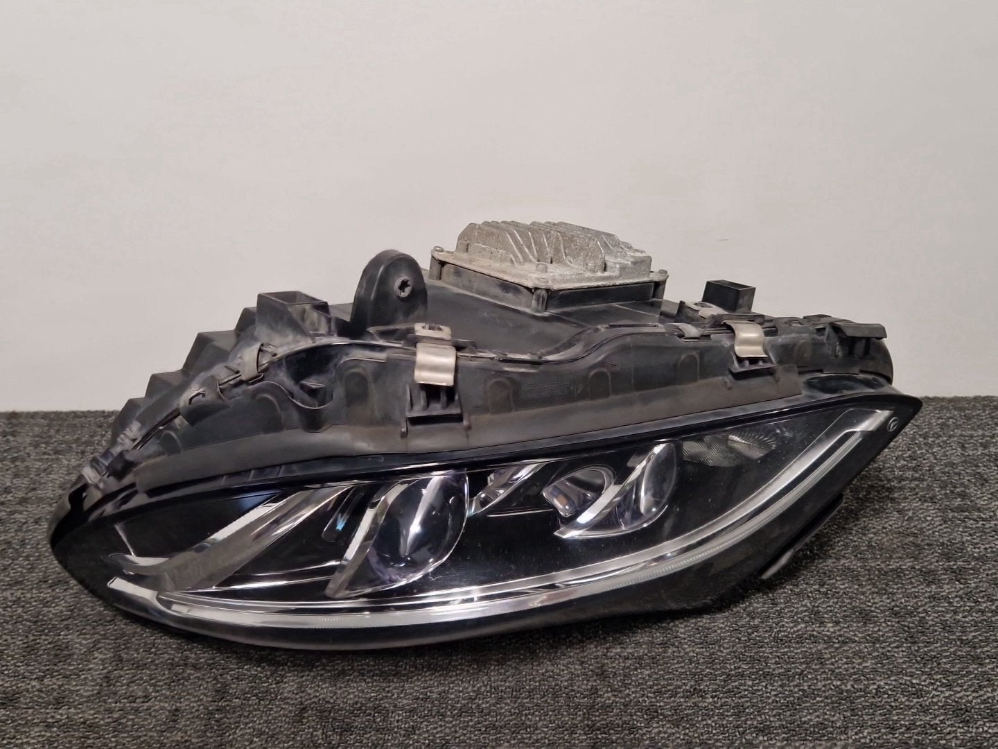 Mercedes-Benz C-Class W205 Genuine Front Left N/S Passenger Headlight &amp; Modules