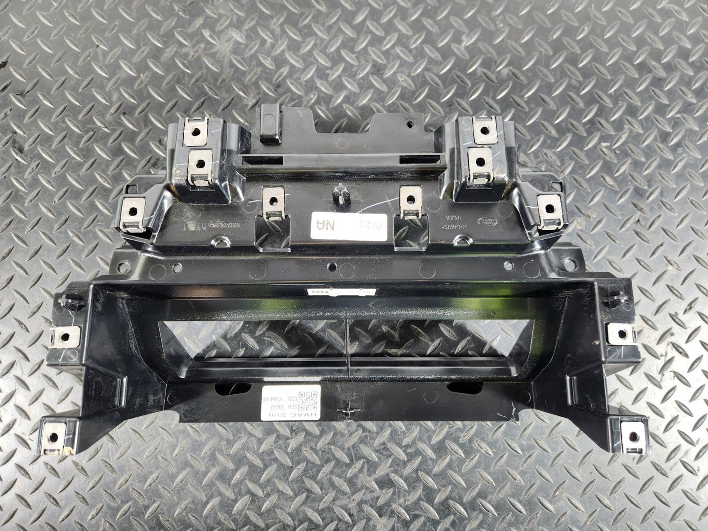 19-ON RANGE ROVER EVOQUE L551 OEM DASHBOARD MULTIMEDIA DISPLAY TRIM K8D2-04326-A
