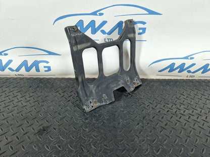 14-23 MERCEDES BENZ VITO W447 FRONT CENTRE SUPPORT BRACKET COWL A4478801003