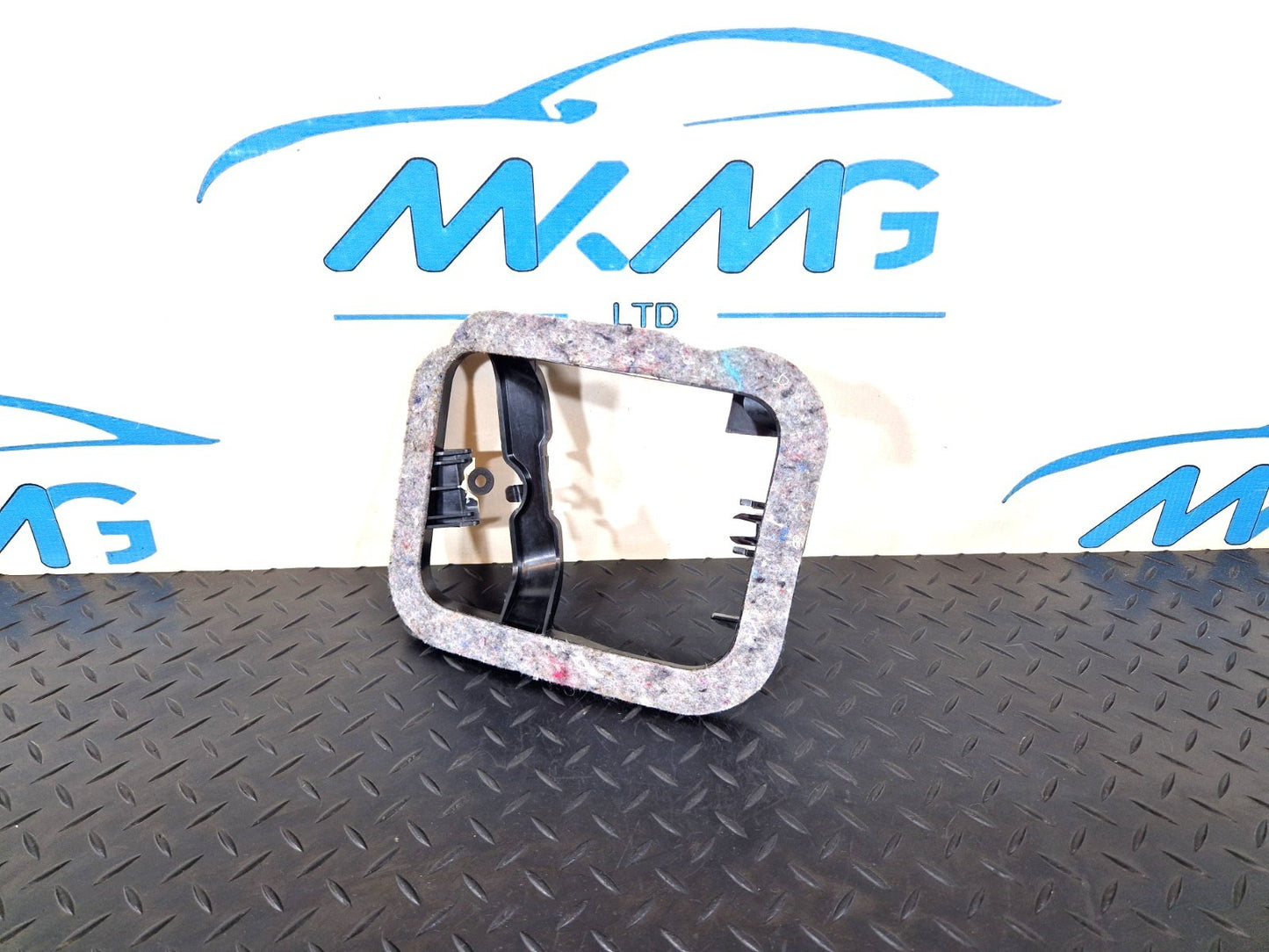 BMW Unknown Part Type 6442701