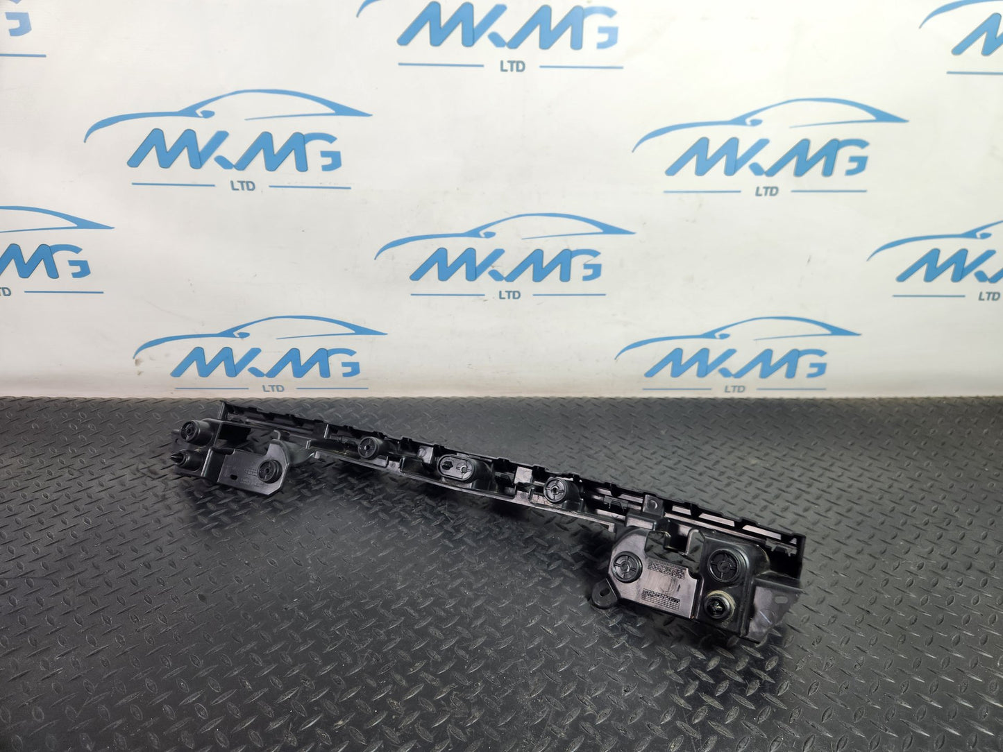 Land Rover Range Rover Evoque L551 SUV Rear Centre Bumper Bracket K8D217E855A