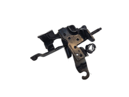 MERCEDES B A CLASS 1.5 DIESEL FUEL PUMP BRACKET A6072300240