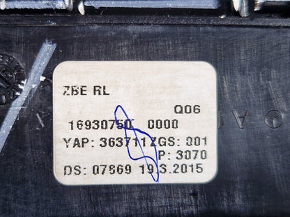 11-19 MERCEDES BENZ ML W166 GENUINE OEM CENTRE CONSOLE SURROUND TRIM A1666803017