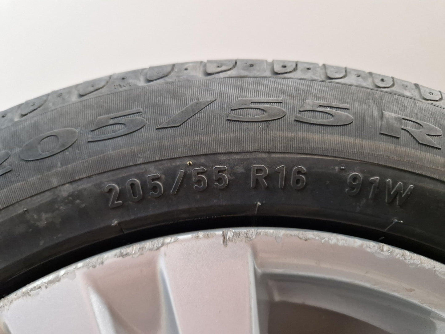 BMW 116i E87 16" Alloy Wheel with Tyre 205/55/16 ~5mm 6779696