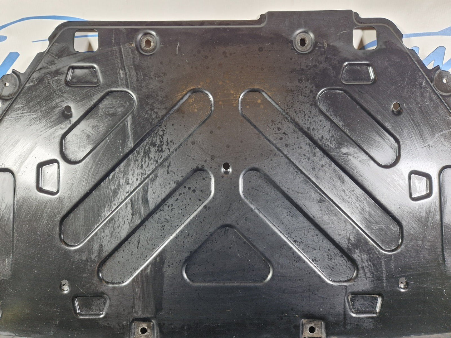 19-ON MERCEDES BENZ CLA C118 BATTERY UNDERTRAY COVER A2473431700