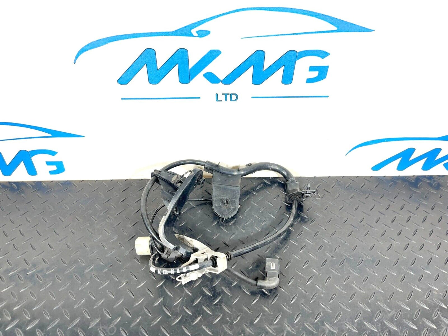19-ON MERCEDES BENZ A CLASS W177  REAR DRIVER SIDE ABS WIRING LOOM A2475461800