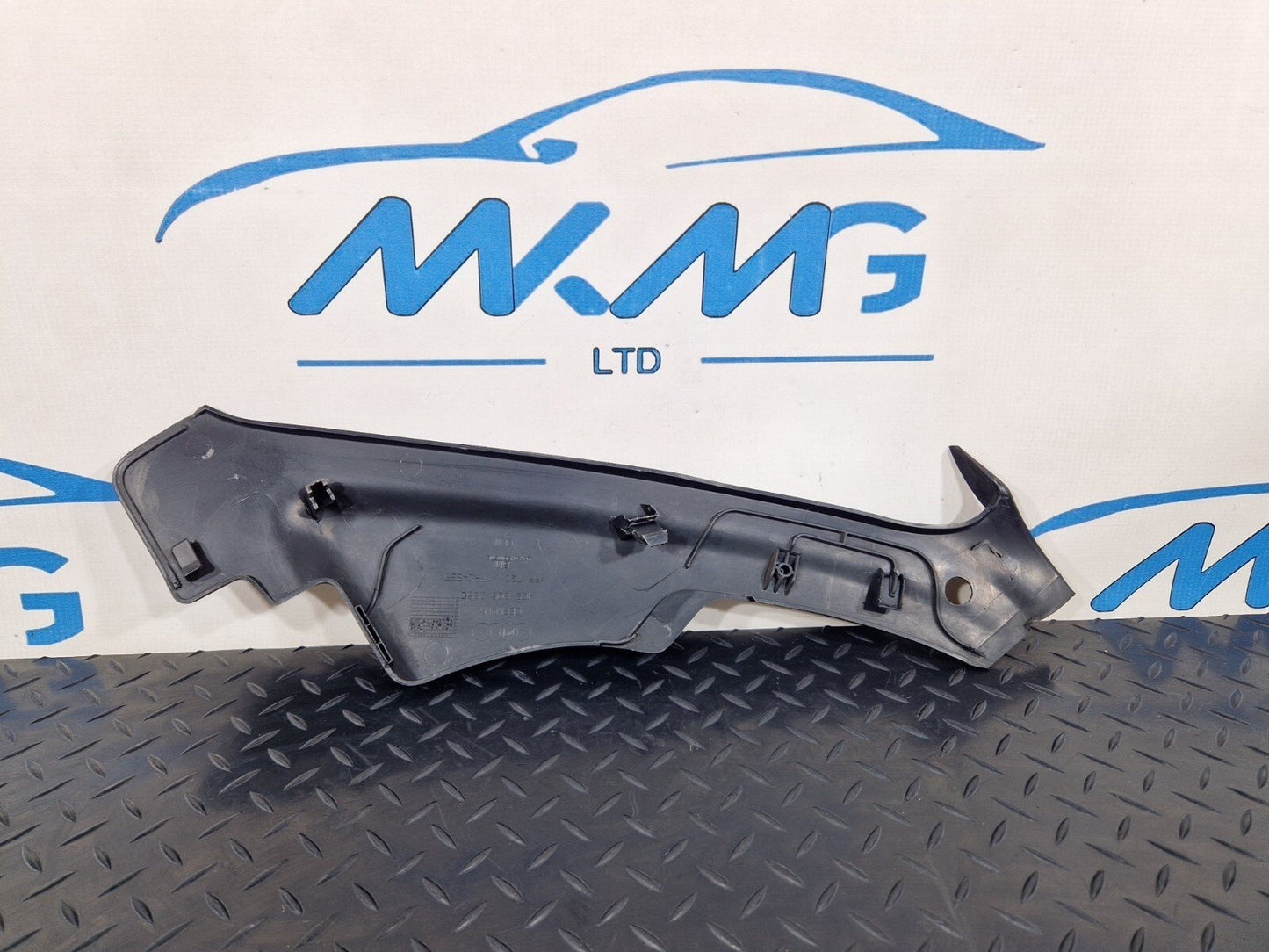 10-18 AUDI A7 4G S-LINE GENUINE TOP HEADLIGHT TRIM COVER 4G8805285C