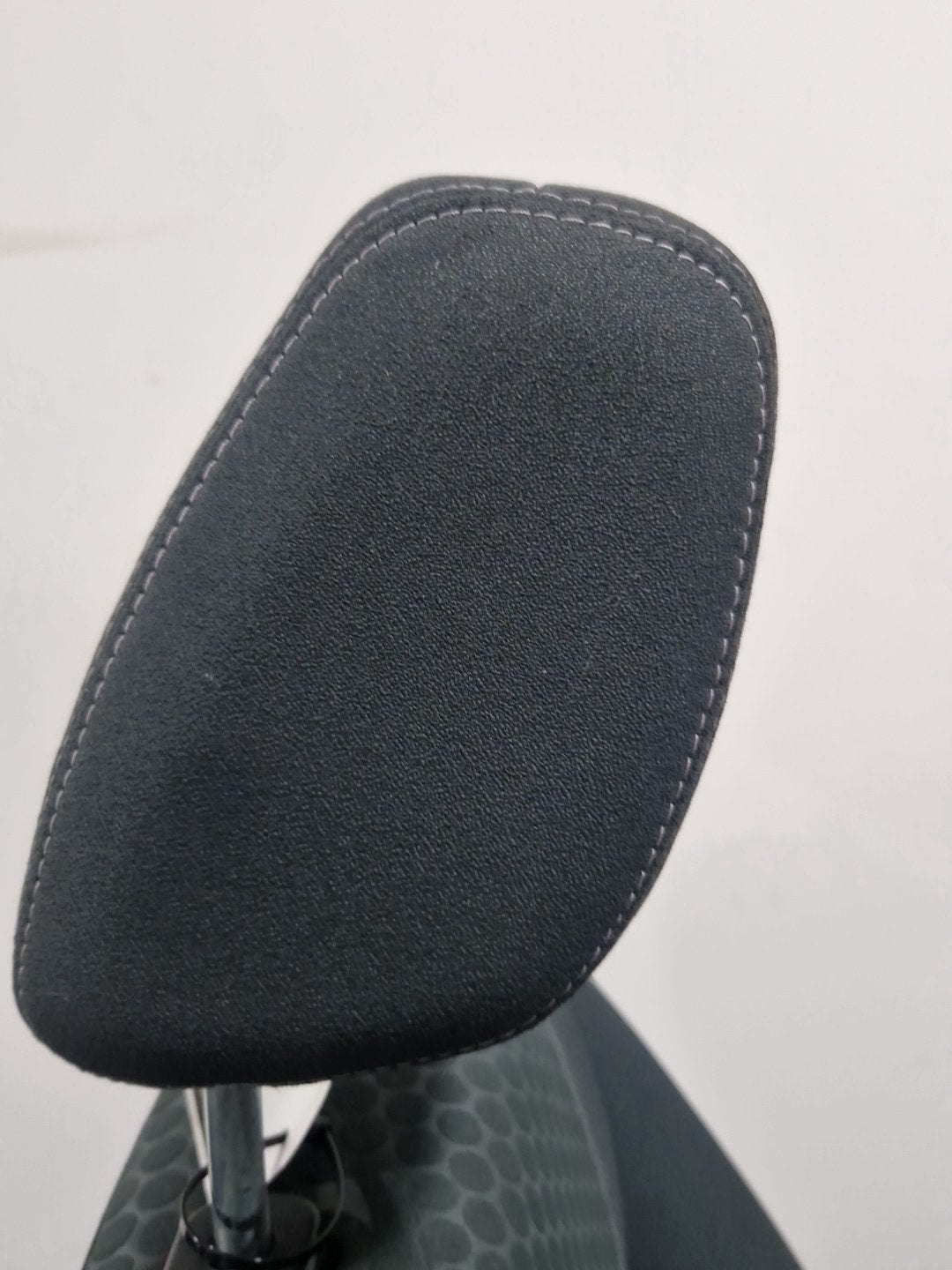 Ford Fiesta MK7 (B299) Hatchback Right Front Seat