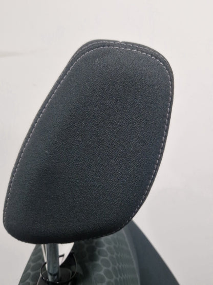 Ford Fiesta MK7 (B299) Hatchback Right Front Seat