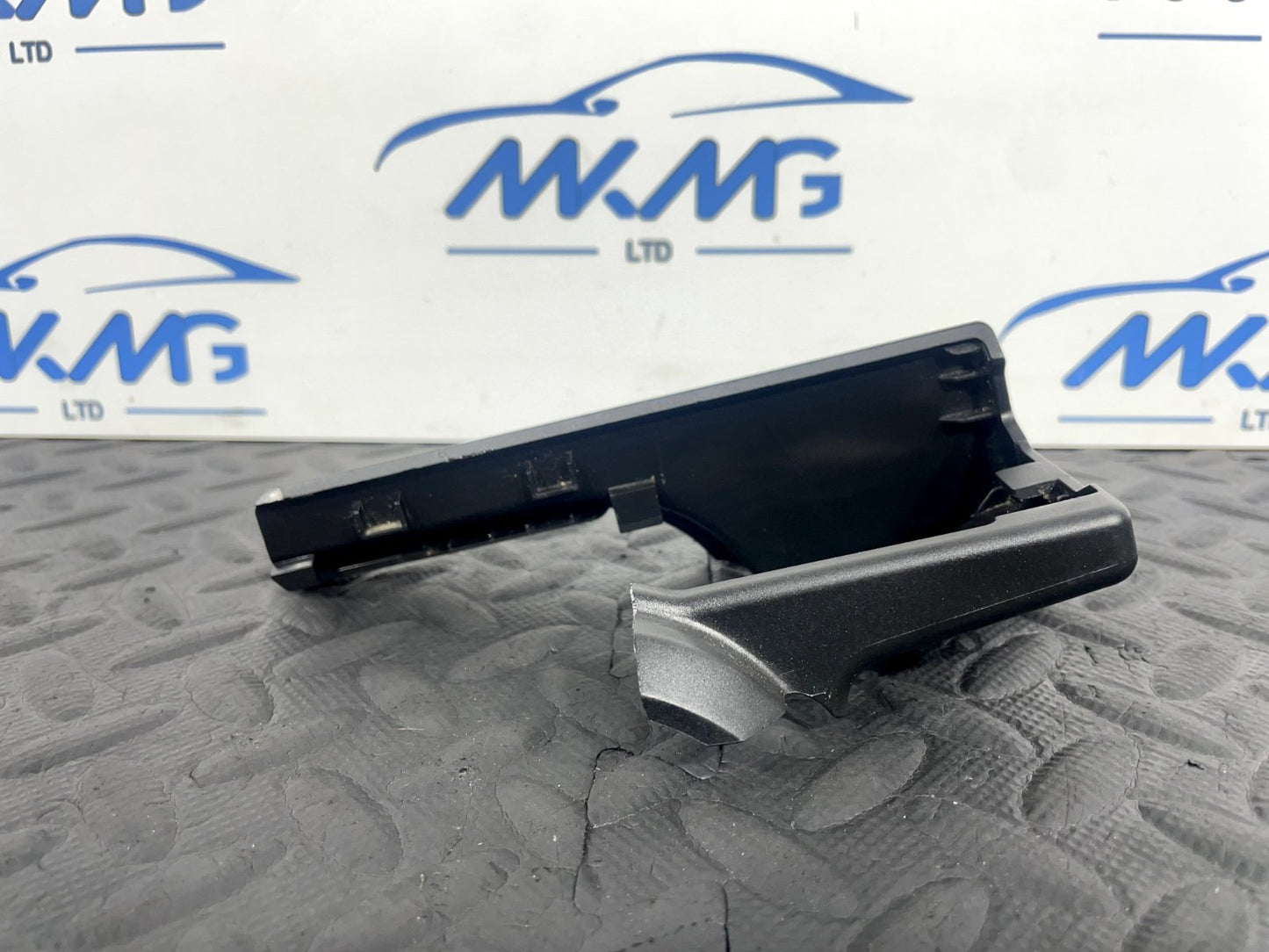 14-21 BMW 2 SERIES GRAN TOURER F45 F46 218D TRIM COVER LEFT O/S PANEL 7341907