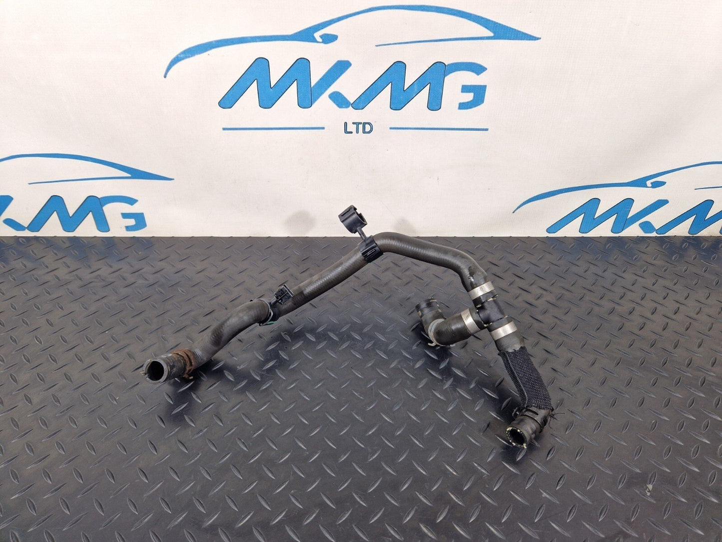 12-17 AUDI S5 CONVERTIBLE GENUINE ENGINE COOLANT HOSE PIPE 8K0121086S