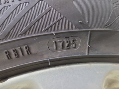 2015 Vauxhall Zafira MK3 (C) (A3470) - Alloy Wheel with Tyre