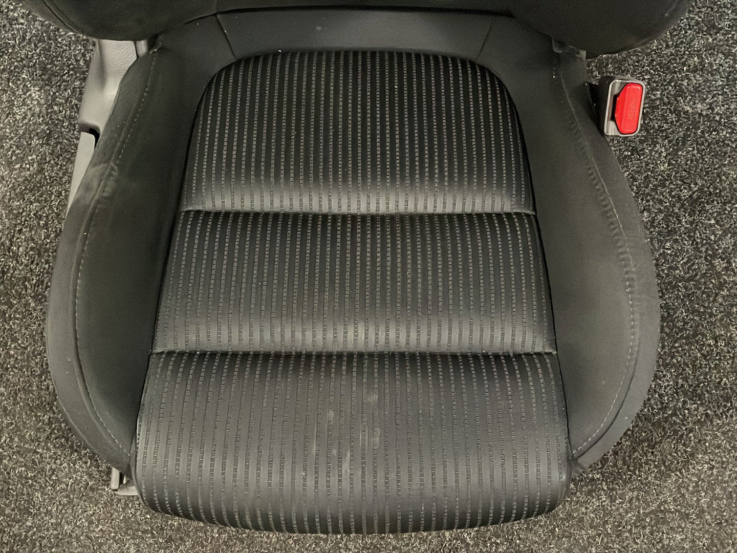 Mazda 6 MK3 (GJ) Saloon Genuine Front Right O/S Driver Seat