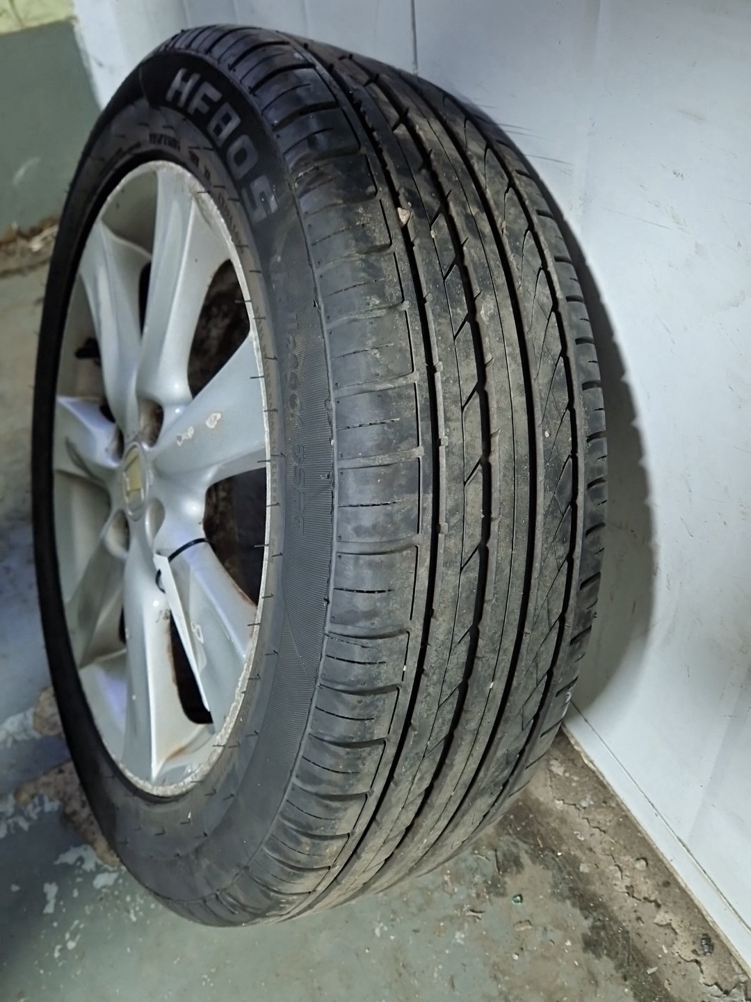 2010 Honda Insight MK2 (ZE2) 16" Alloy Wheel with Tyre 195/55/16 ~7mm