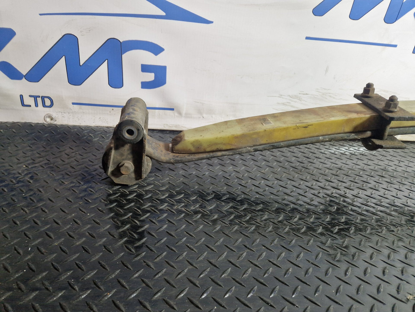 Mercedes-Benz Sprinter W907 Rear Passenger Left N/S Leaf Spring A9073200600