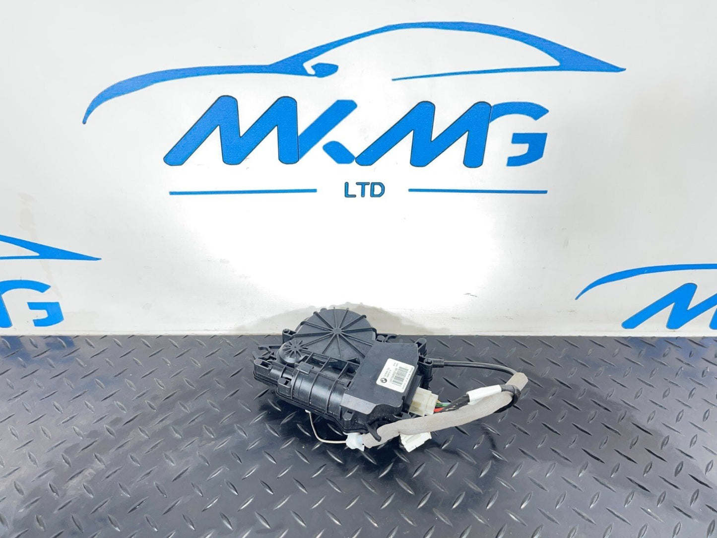 14-21 BMW 2 SERIES ACTIVE TOURER F45 F46 TAILGATE BOOT LID REAR LOCK MECHANISM