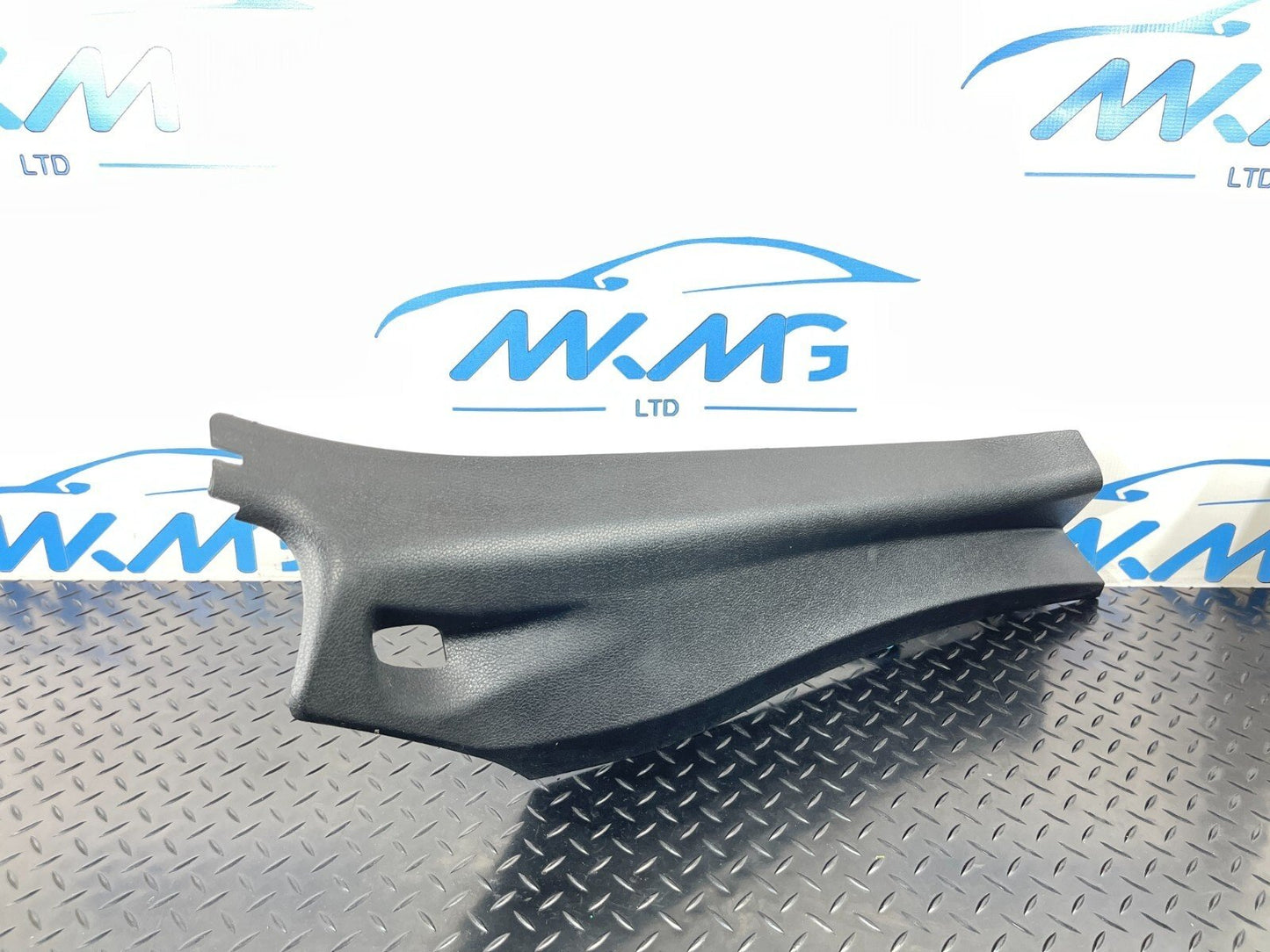 14-21 BMW 2 SERIES ACTIVE TOURER F45 DRIVER SIDE REAR C PILLAR TRIM 7388704