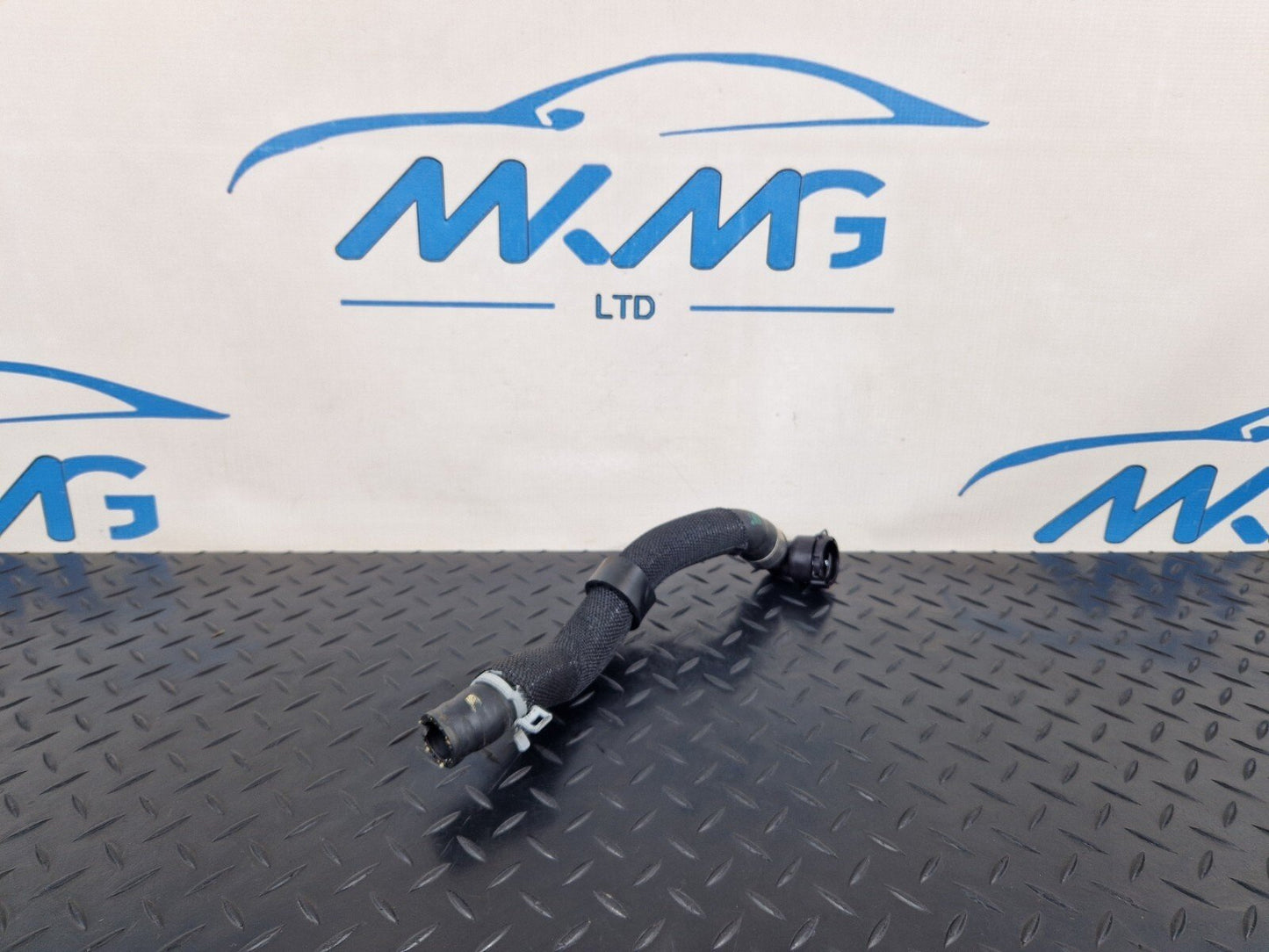 19-ON MERCEDES BENZ B CLASS W247 GENUINE ENGINE COOLANT PIPE HOSE A2478306300