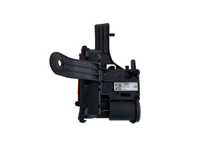 16-19 AUDI A4 B9 SPORT GENUINE OEM BATTERY POWER DISTRIBUTION TERMINAL 8W0941823