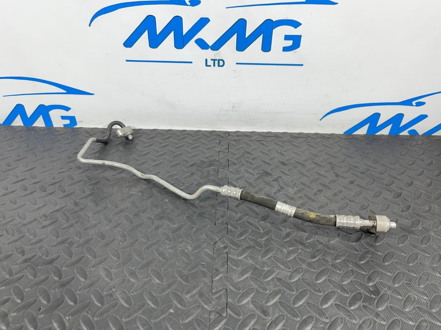 14-21 MERCEDES BENZ C300 W205 GENUINE AIR CONDITION PIPE HOSE A2058306902