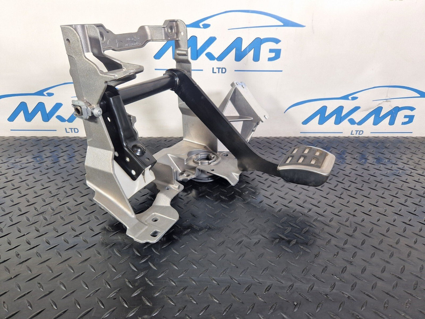 16-23 AUDI A5 F5 SPORTBACK S-LINE BRAKE PEDAL ASSEMBLY BRACKET MOUNT  8W2723140A