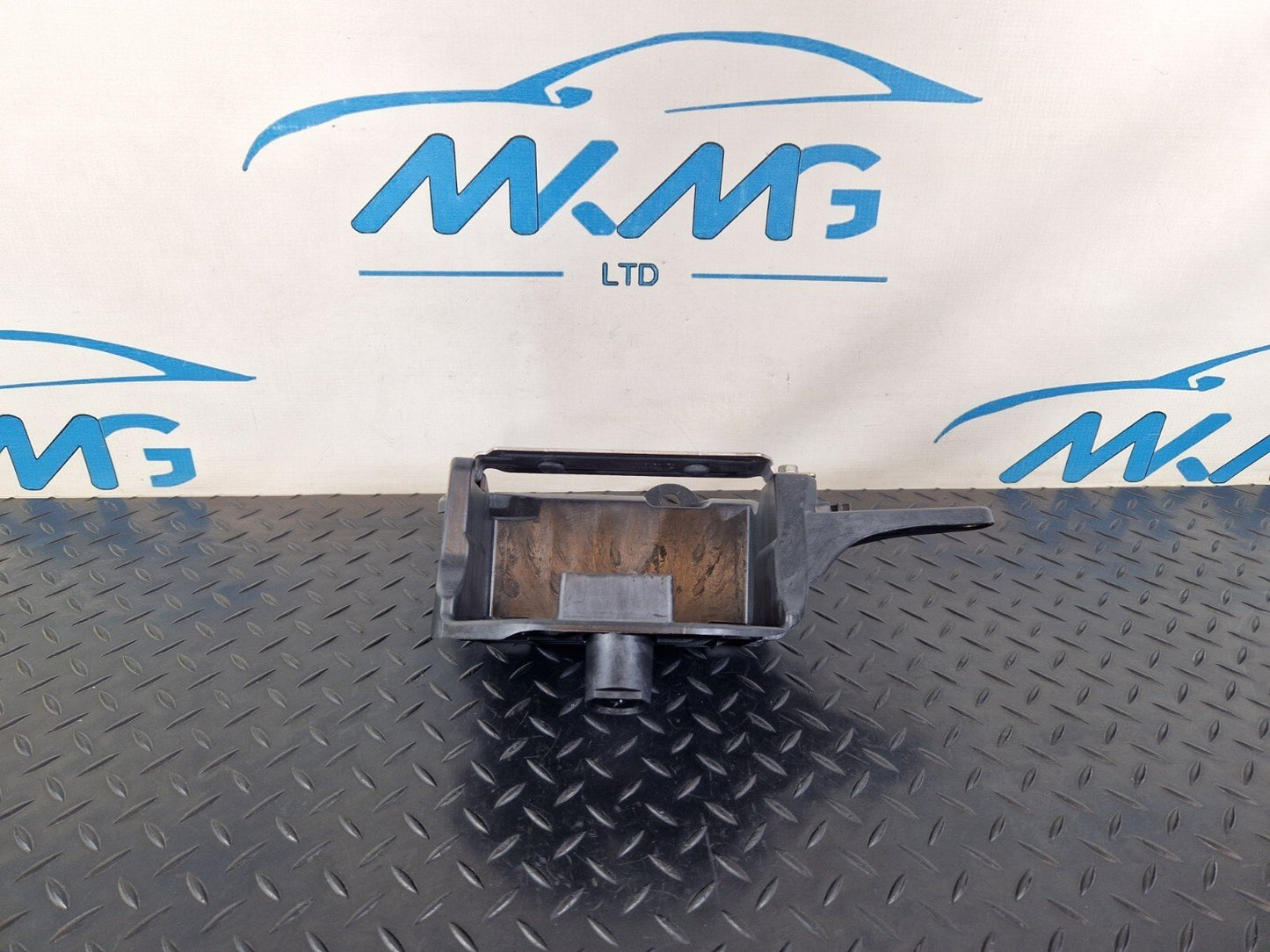 Mercedes-Benz Unknown Part Type A2055451640