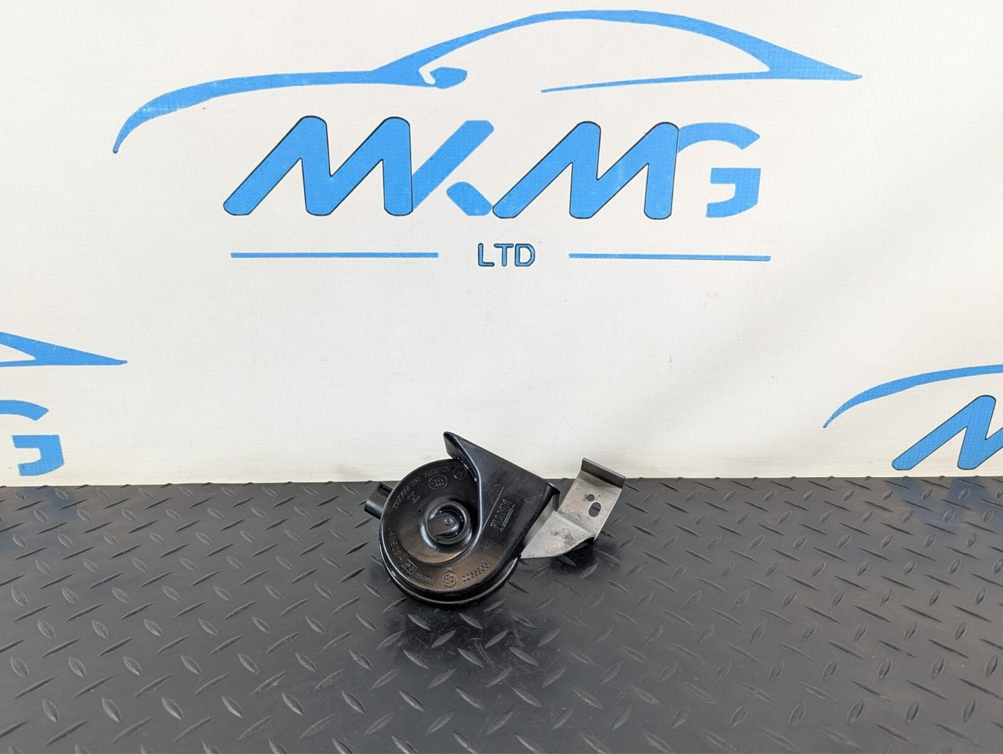 16-22 BMW X1 F48 GENUINE OEM ALARM SIREN HORN SIGNAL HIGH TONE & MOUNT 7410918