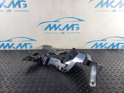 Land Rover Range Rover Evoque L551 Right Side Rear Bumper Bracket M8D2-17B930-A