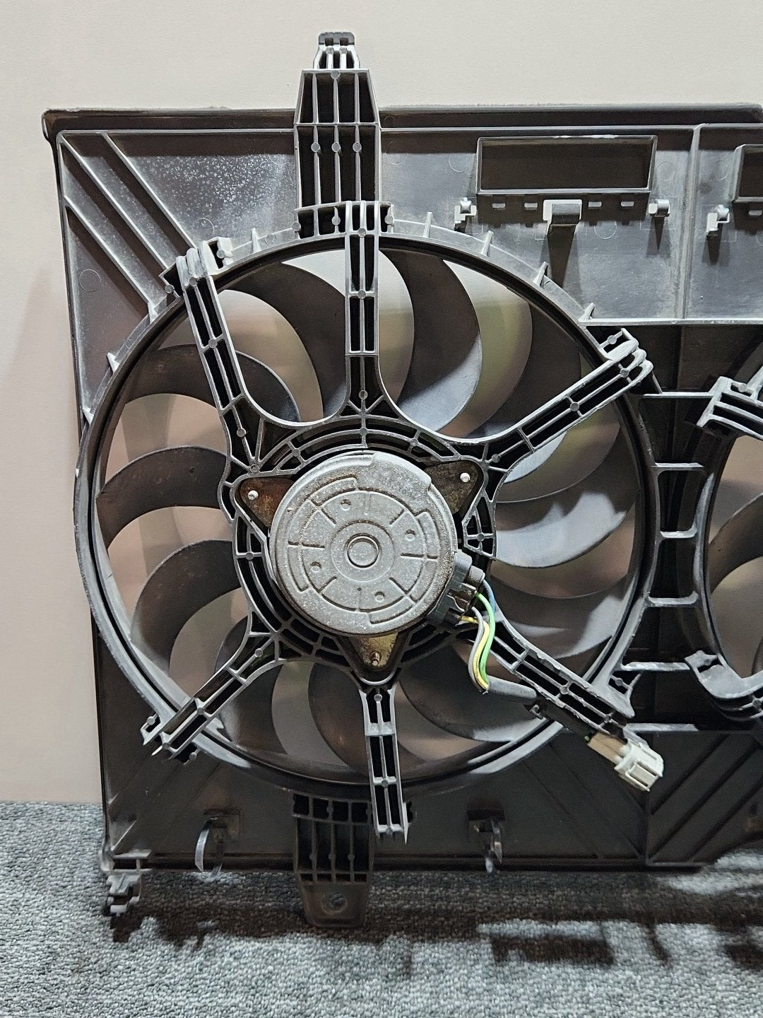 Nissan X-Trail MK2 (T31) SUV Genuine Radiator Air Con Cooling Fan