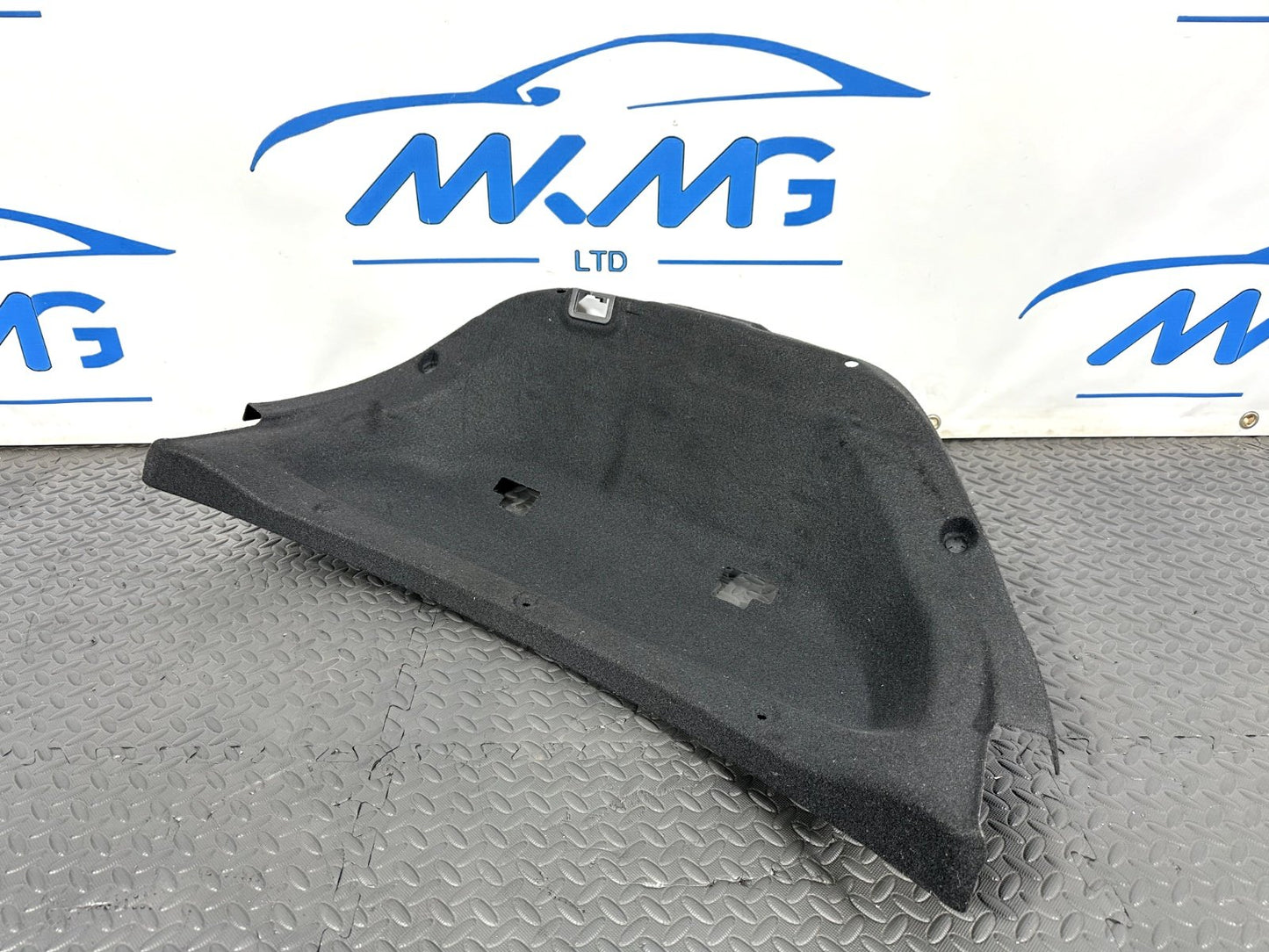 13-19 MERCEDES BENZ CLA C117 GENUINE BOOTLID COVER TRIM PANEL A1176900241