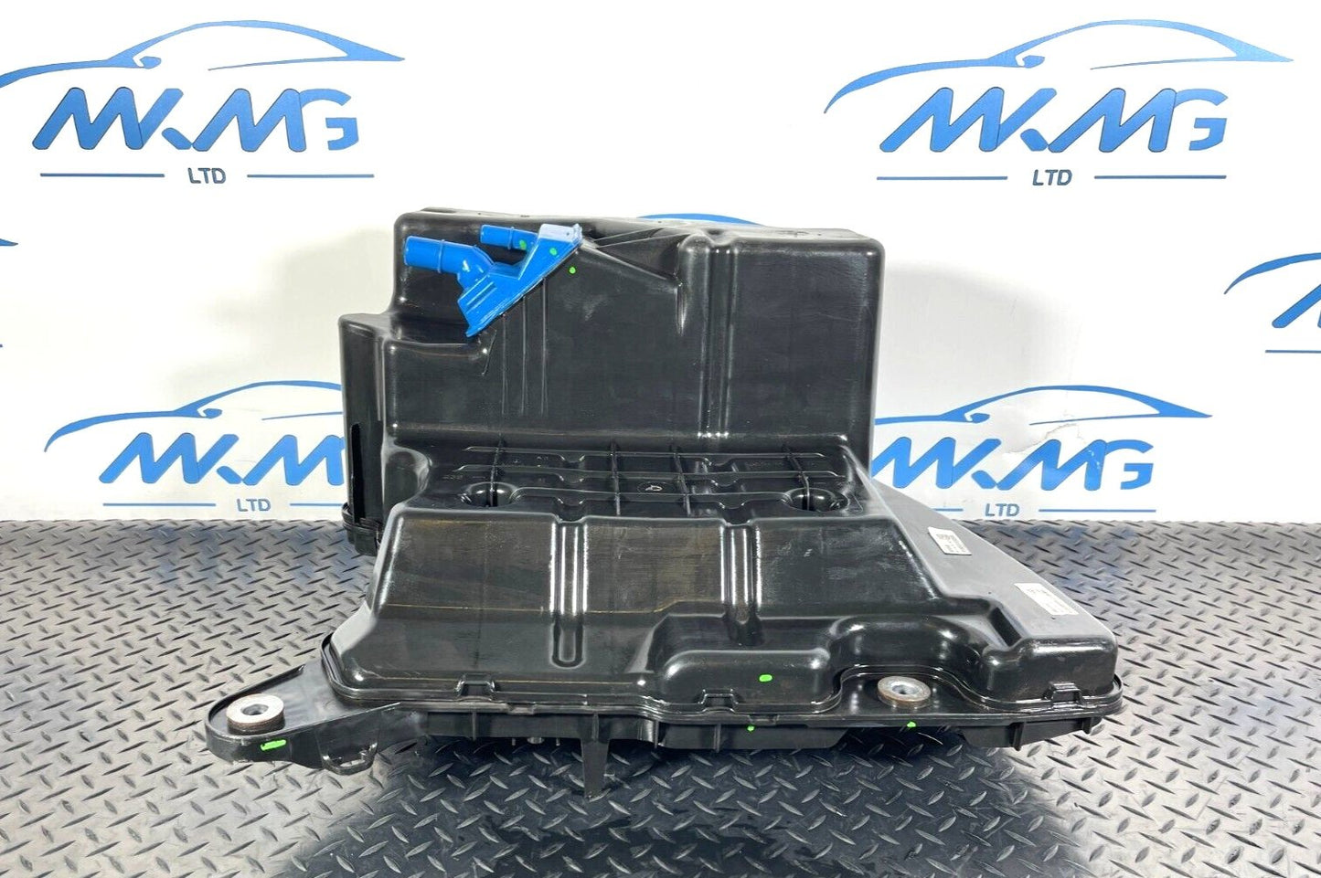 16-23 AUDI A5 F5 SPORTBACK S-LINE GENUINE 12L AD-BLUE FUEL TANK 8W0131878AP