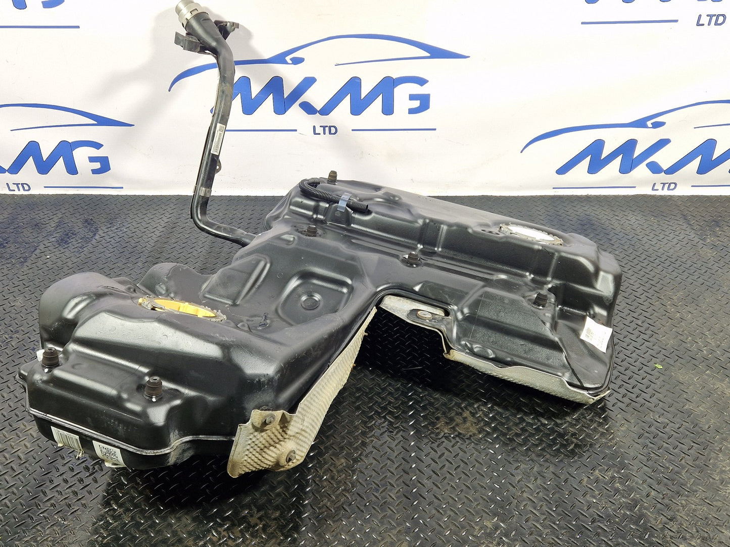 Audi A6 Allroad C7 3.0TDI genuine complete fuel tank & pump 4g0201021cs