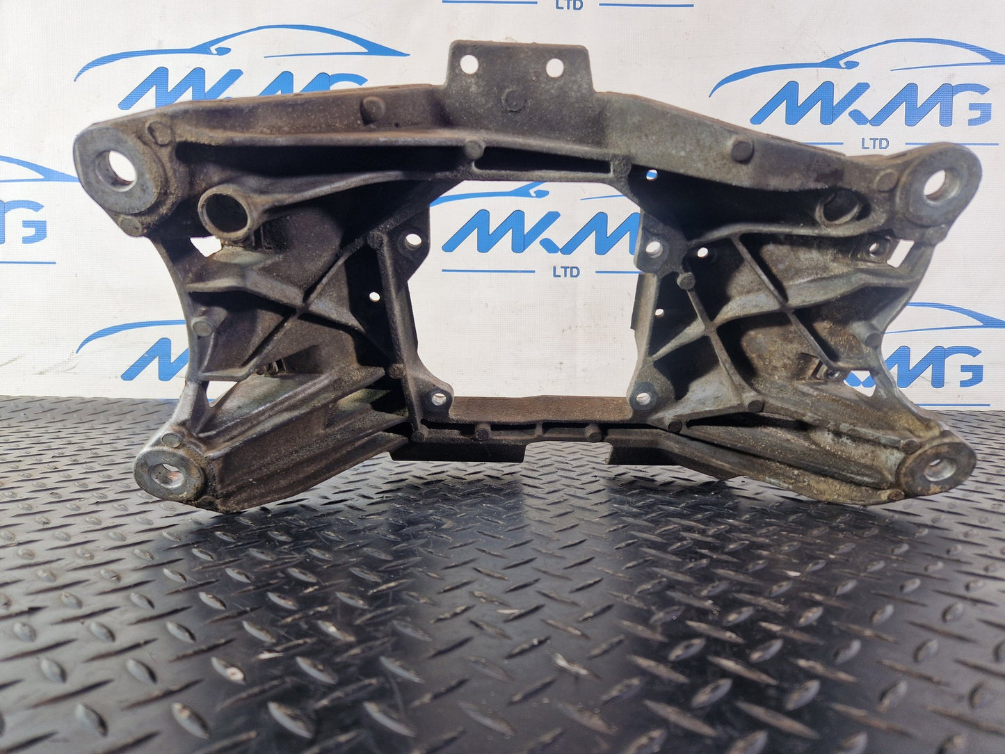 Audi A6 Allroad C7 Genuine Auto Transmission Gearbox Mount 4G0399263R