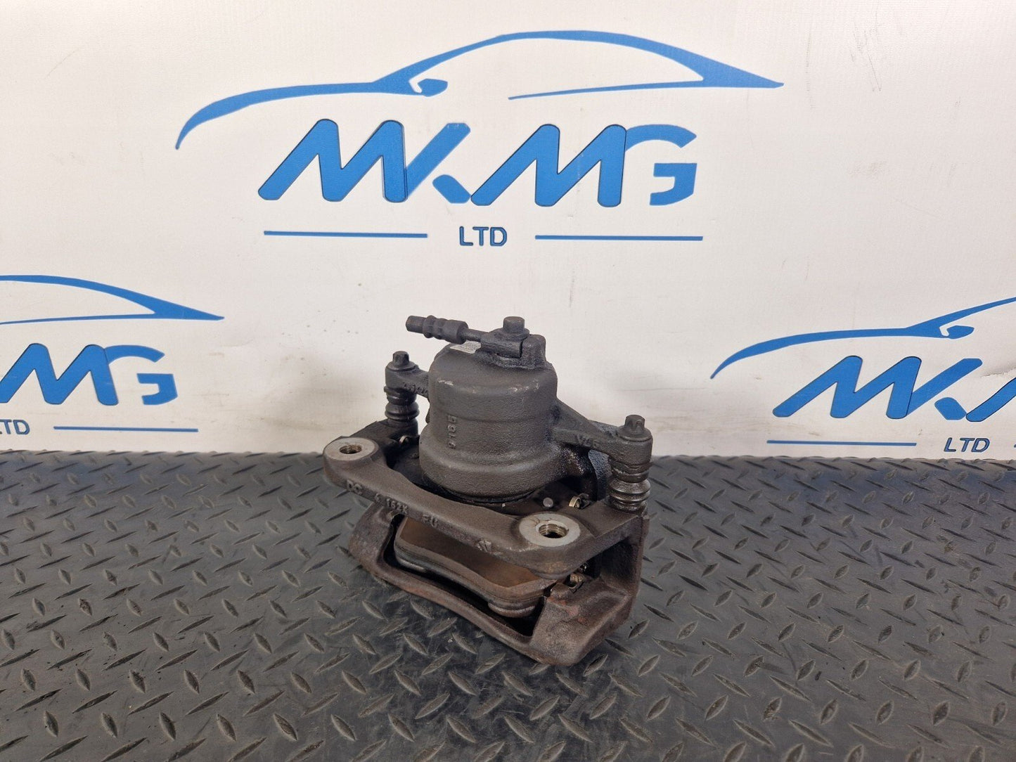 18-ON MERCEDES BENZ A CLASS W177 1.5 CDI SE FRONT LEFT BRAKE CALIPER A1774211900