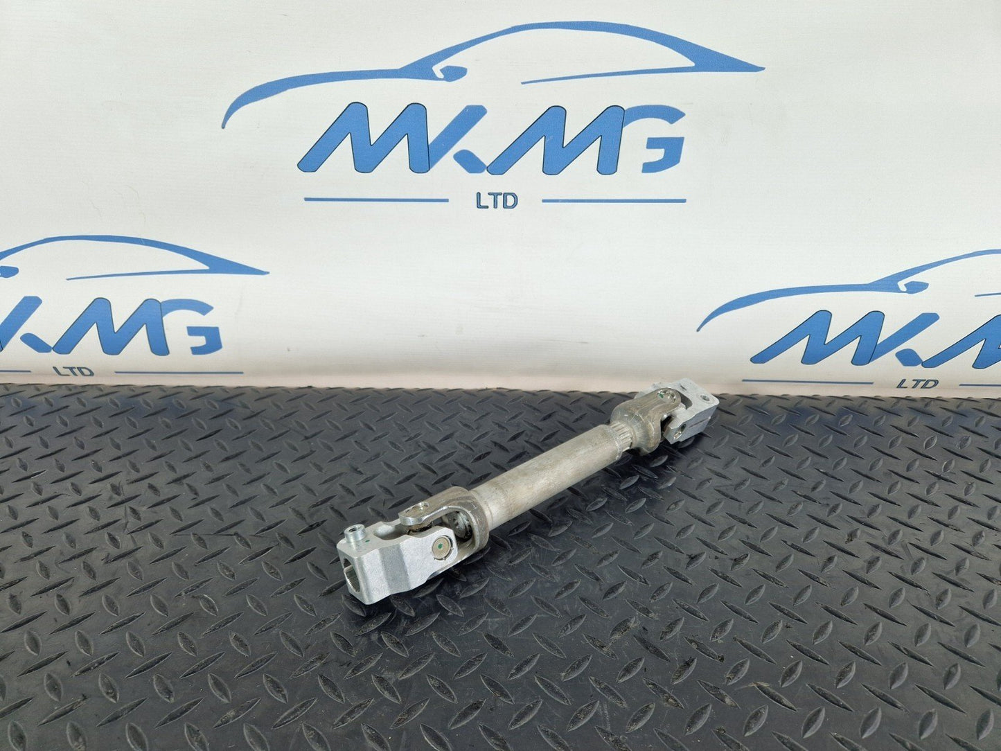 19-ON MERCEDES BENZ A CLASS W177 STEERING COLUMN KNUCKLE JOINT SHAFT A2474608900
