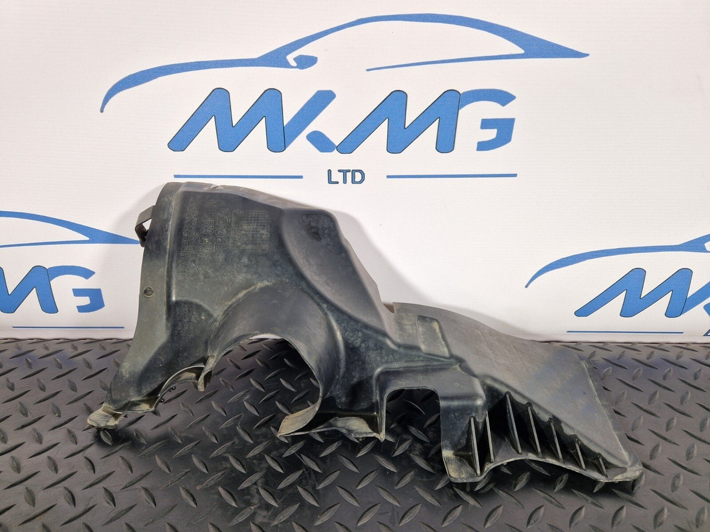 18-ON MERCEDES A CLASS W177 UNDERTRAY SUBFRAME TRIM SHIELD A2475240100