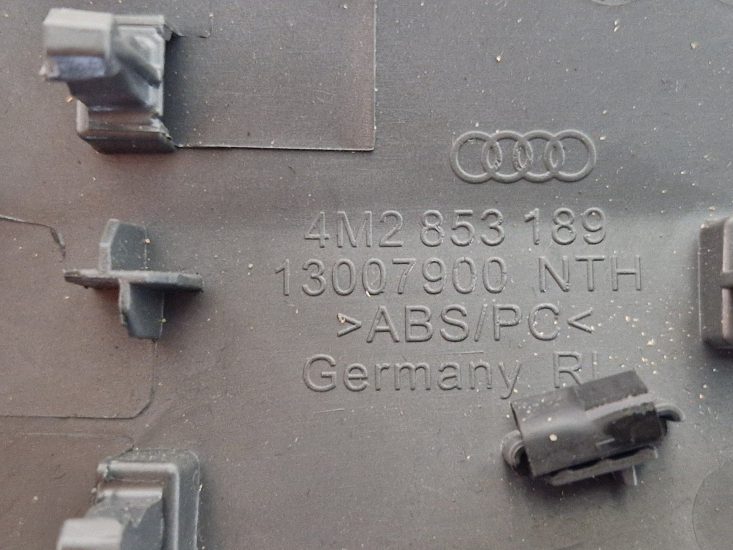 16-20 AUDI Q7 4M S-LINE GENUINE DASHBOARD TRIM PANEL 4M2853189