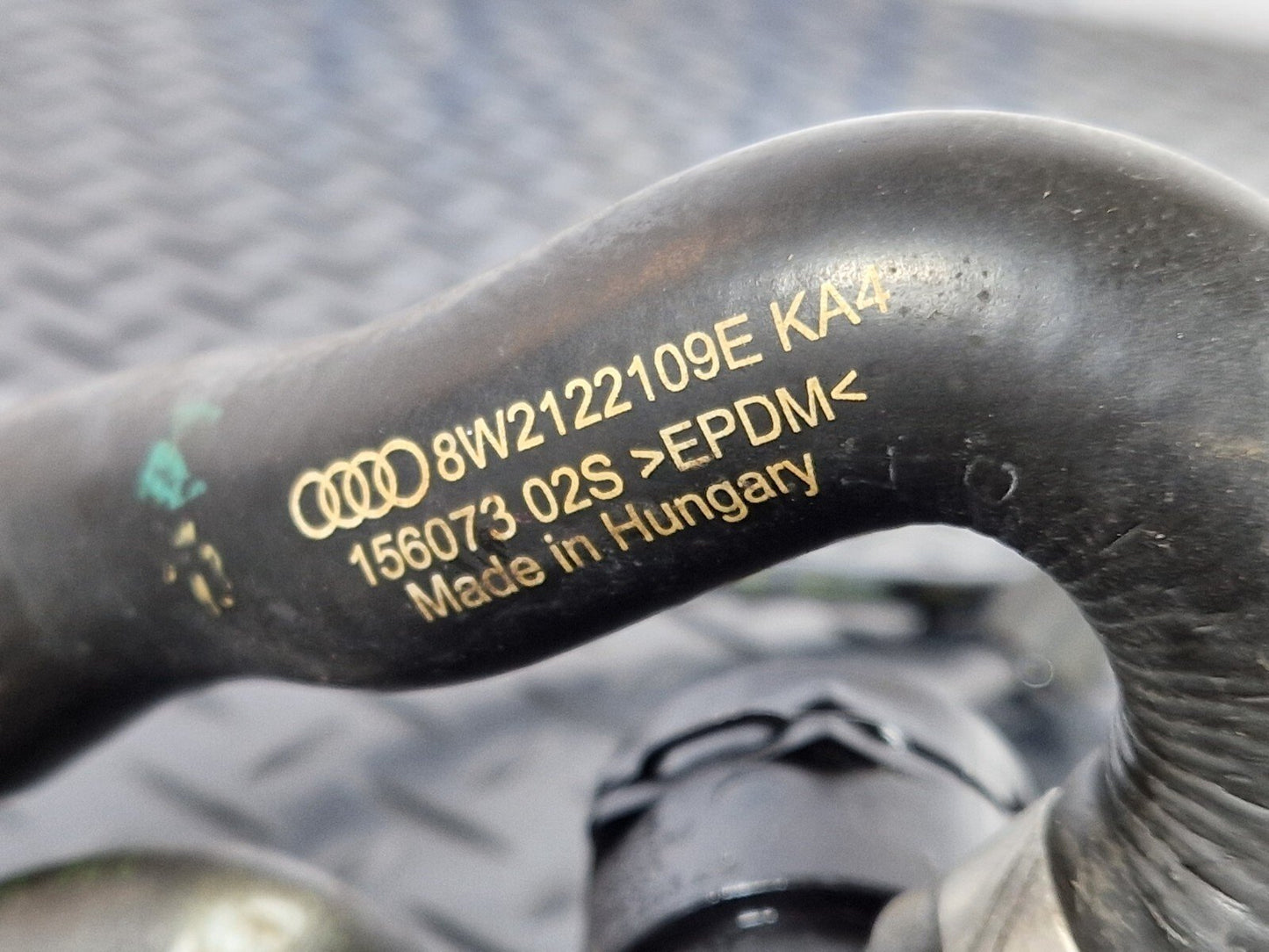 16-23 AUDI S5 3.0TFSI GENUINE WATER COOLANT PIPE HOSE 8W2122109E 8W2121123B