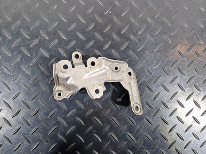 12-18 MERCEDES A B CLA-CLASS 1.8/2.1 CDI TURBO PIPE BRACKET A6510942127