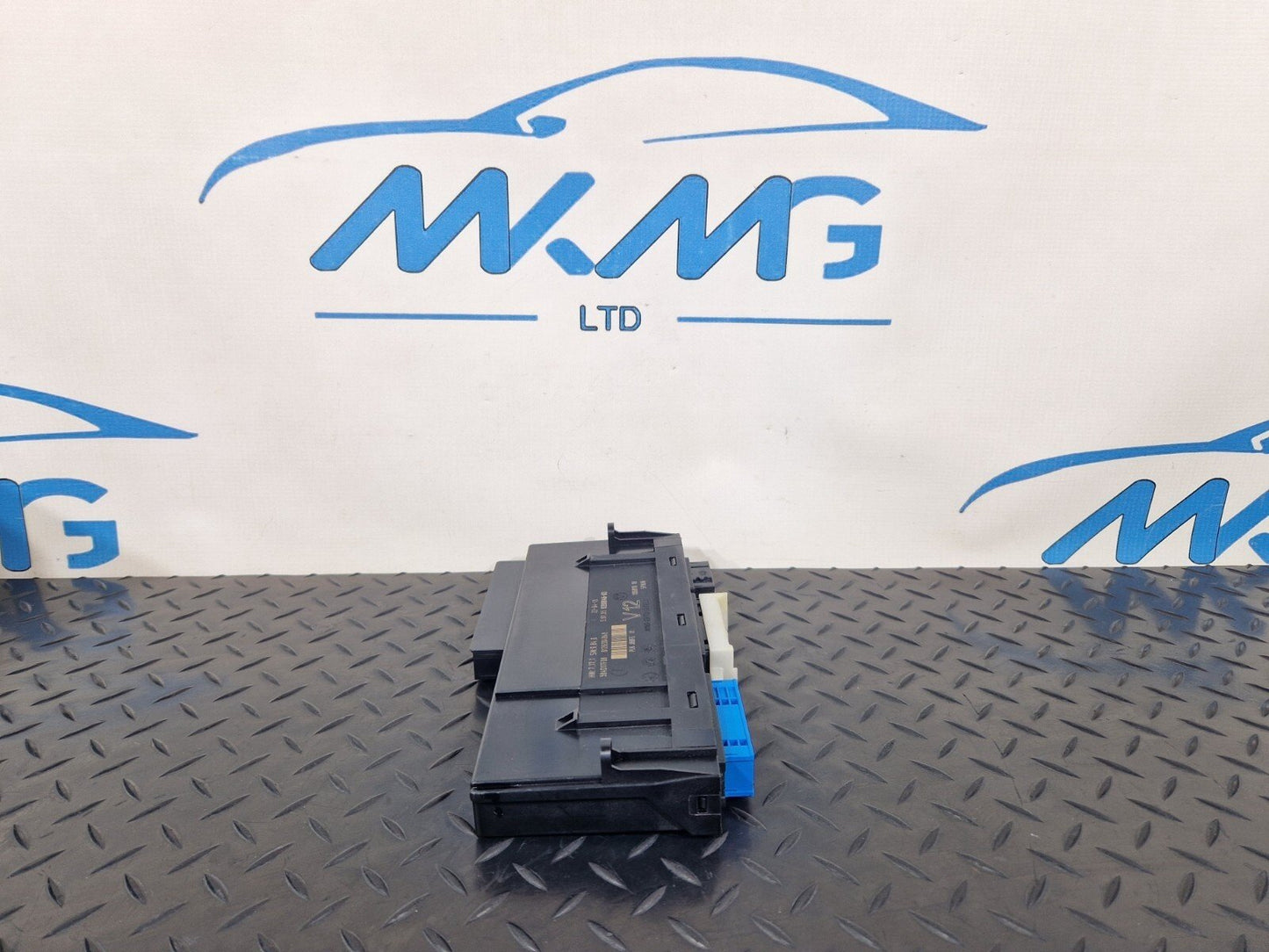 11-18 BMW 6 SERIES F06 RHD Comfort Control Unit 9299946