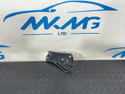 14-21 MERCEDES BENZ C300h W205 REAR SUBFRAME RIGHT SIDE STOP PLATE A2053520800